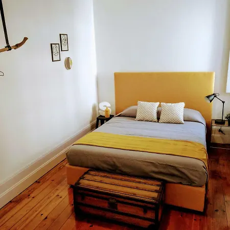 Apartment Penthouse In Historic Center Coimbra